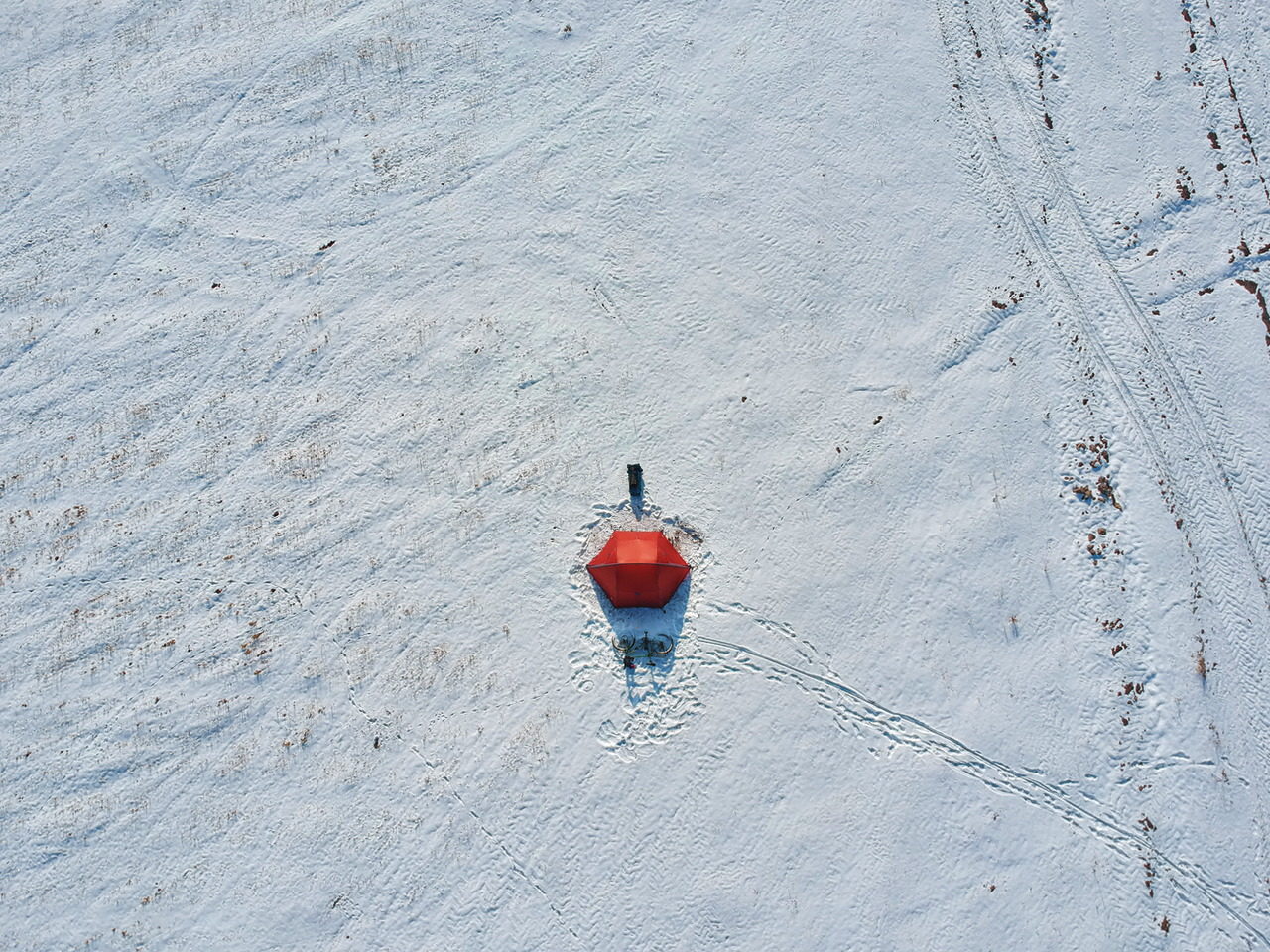 Winter tent from above