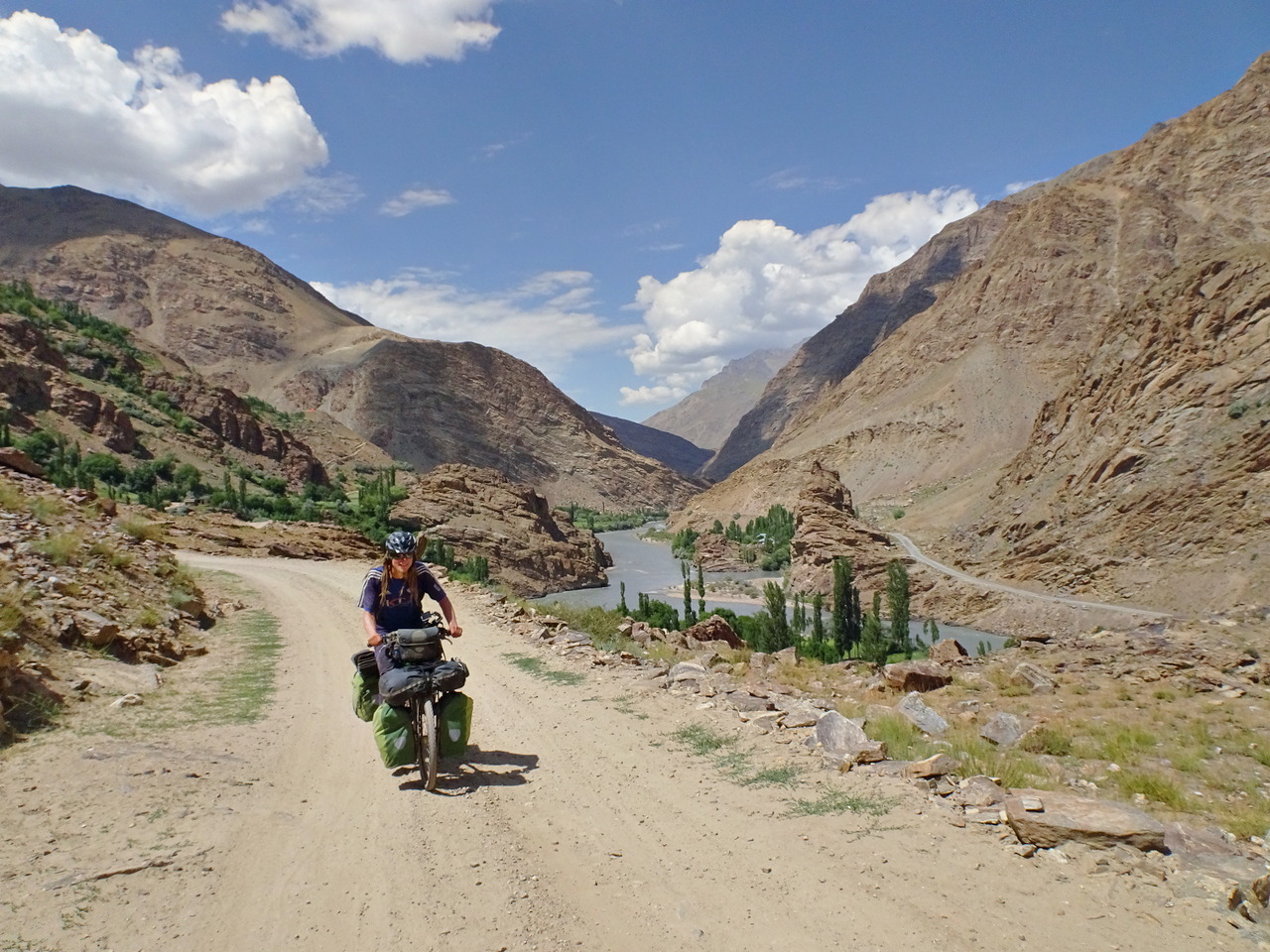 Carrying food for 4 weeks on my bicycle