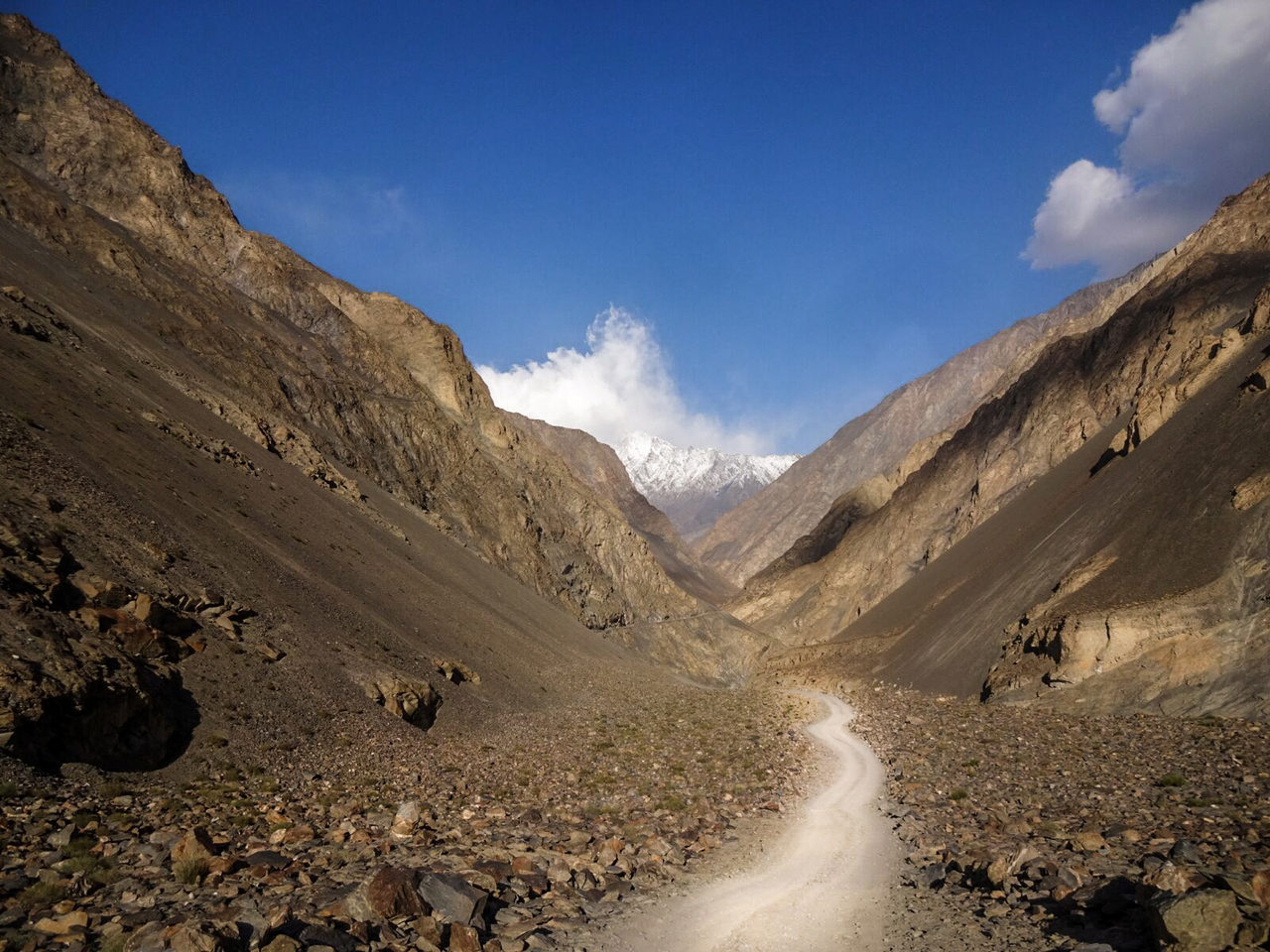 Strasse nach Shimshal in Pakistan