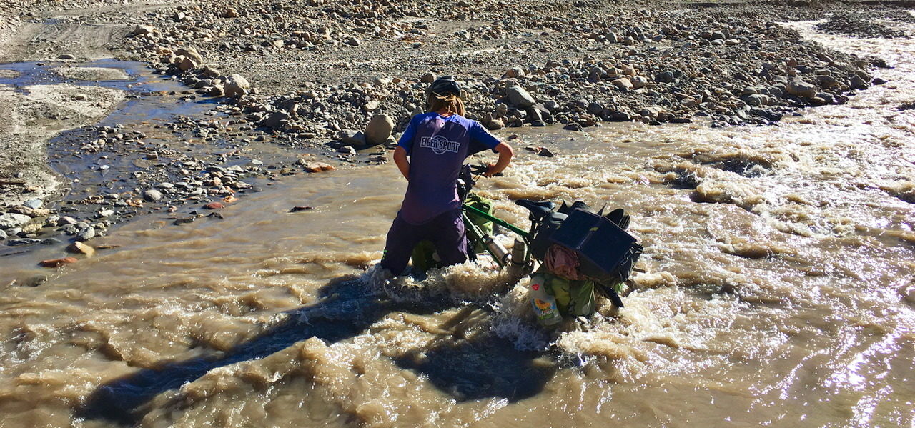 River crossing in the Bartang Valley