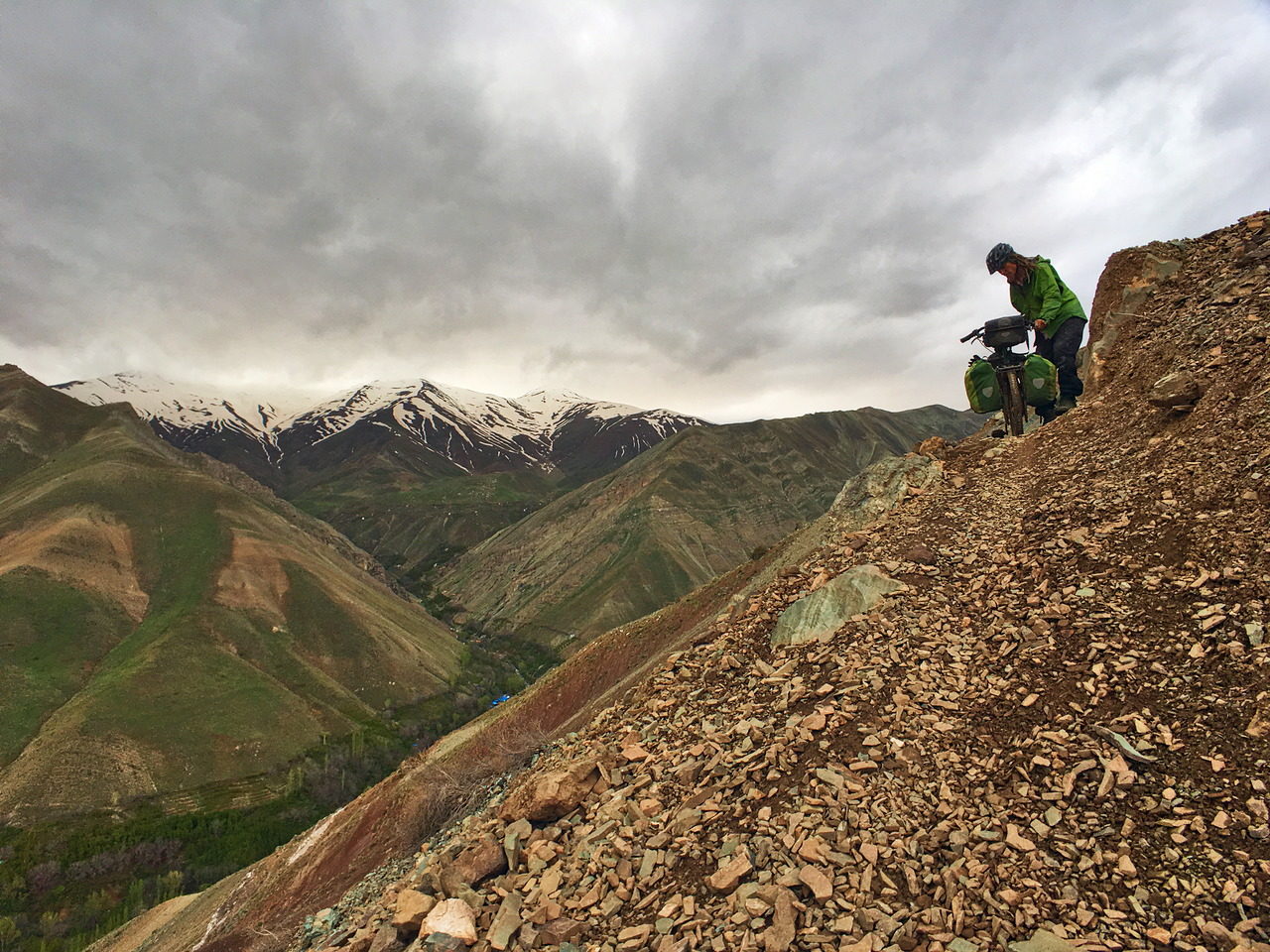 Schmaler Pfad im Iran